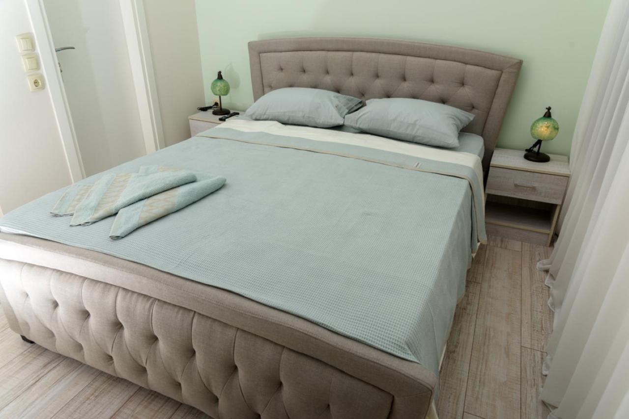 Theasis Athens Bed and Breakfast Buitenkant foto